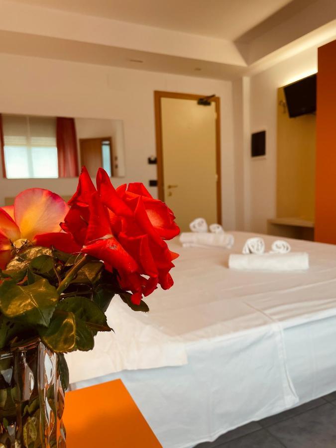 Hotel Grecale - Venturina Terme Exterior photo